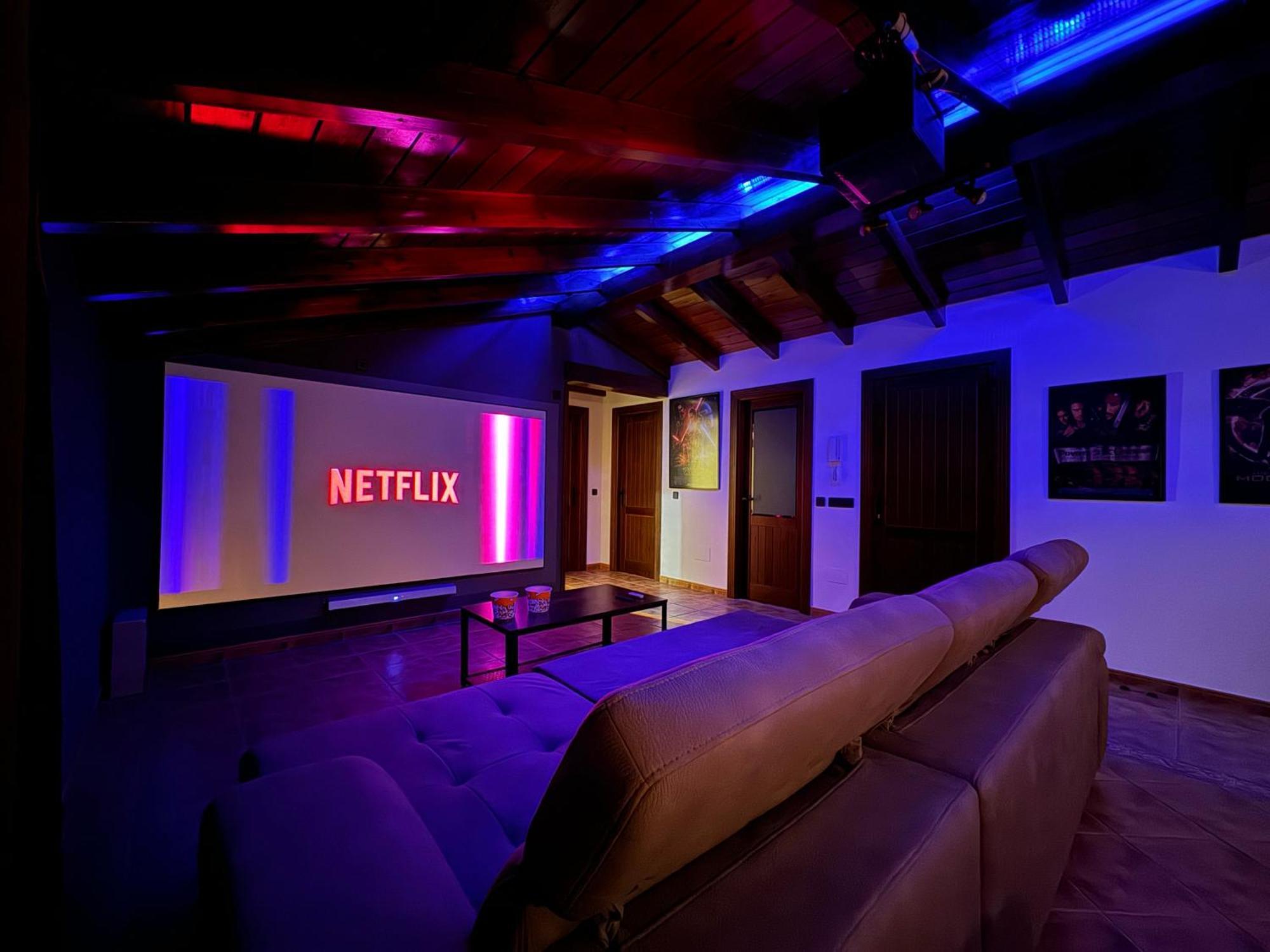 El Parral - Piscina Y Sala De Cine Semesterbostad *